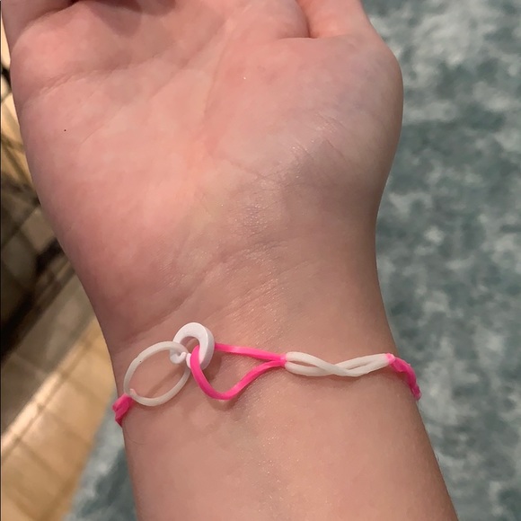 “Bubbly” Vsco Bracelet - Picture 3 of 4